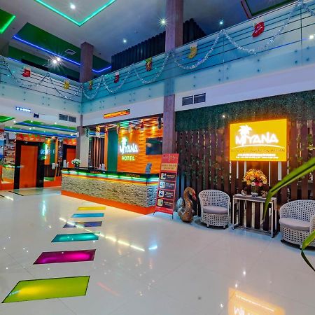 Miyanna Hotel Medan Exteriör bild