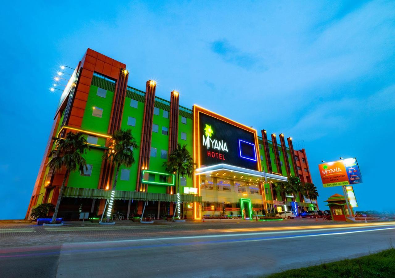 Miyanna Hotel Medan Exteriör bild