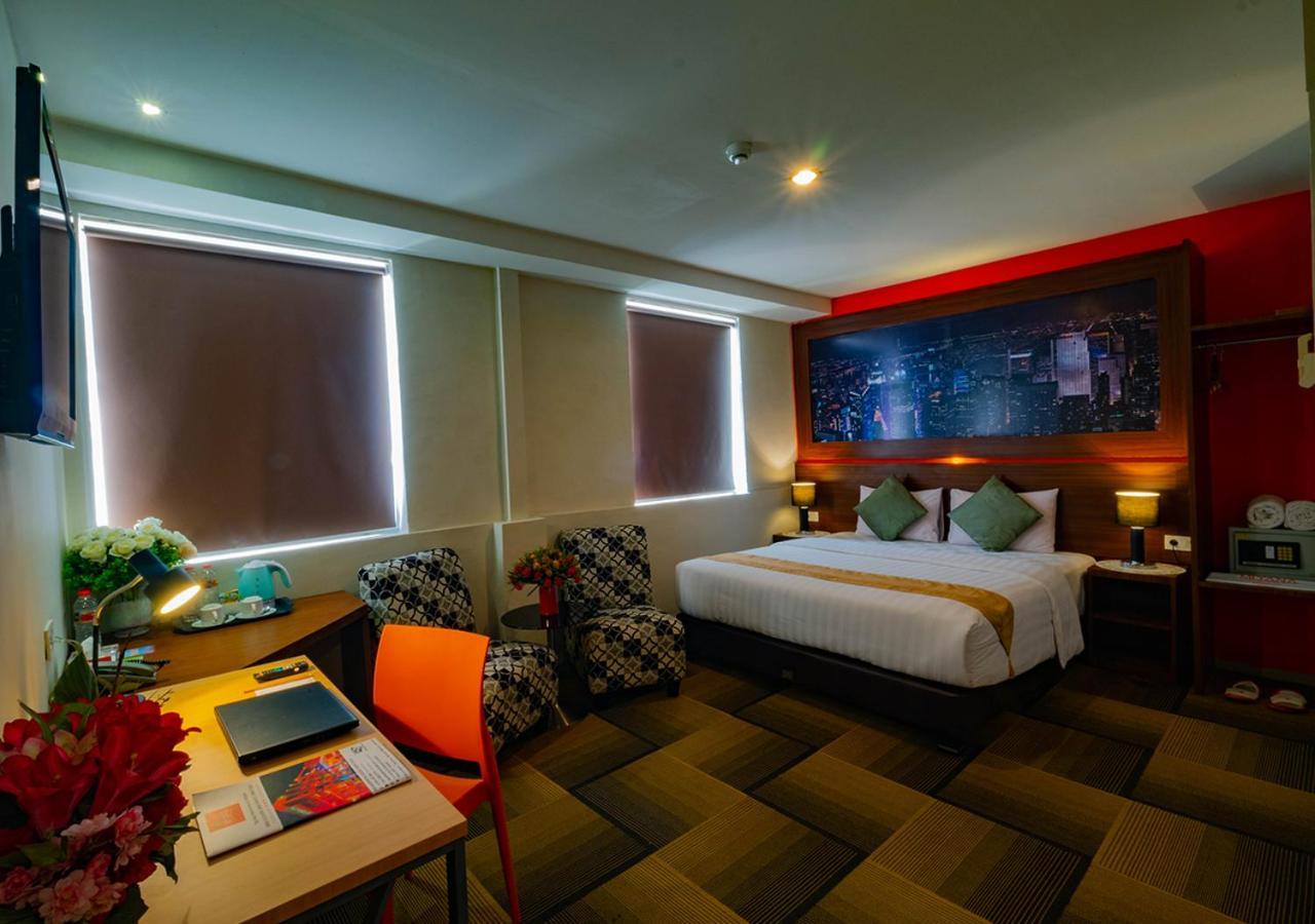 Miyanna Hotel Medan Exteriör bild