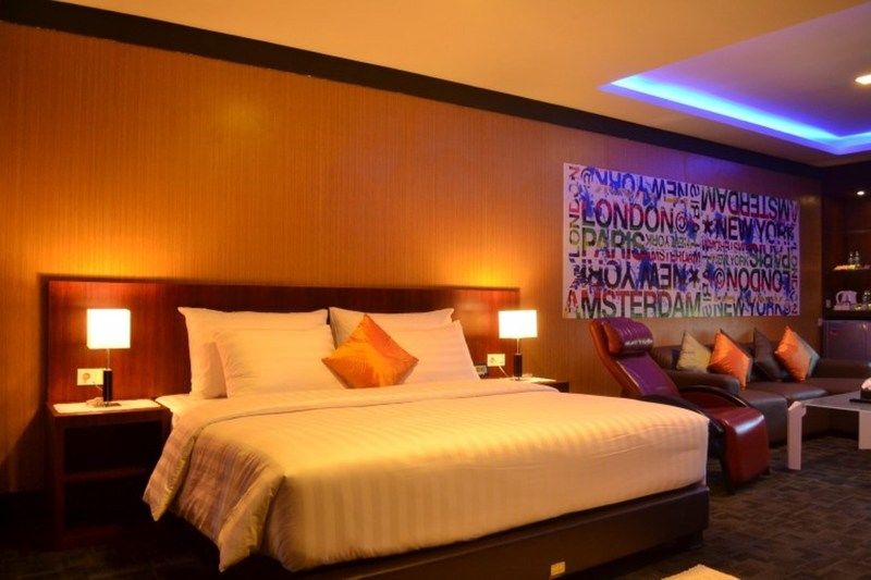 Miyanna Hotel Medan Exteriör bild