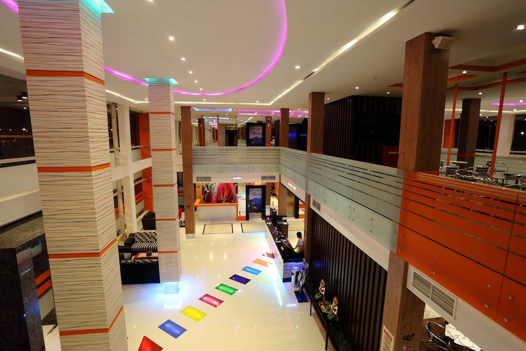 Miyanna Hotel Medan Exteriör bild
